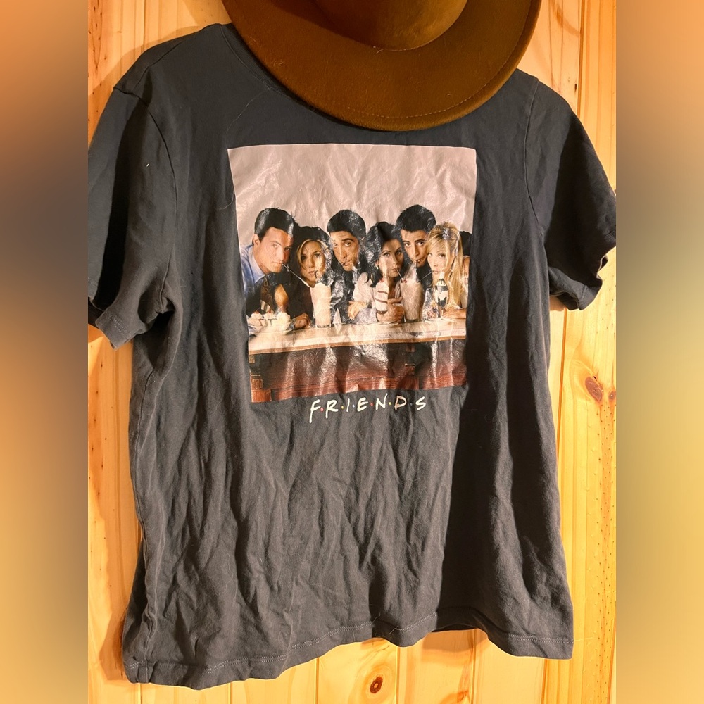 Friends shirt